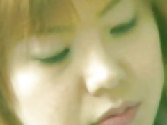 Skool meisie kry haar sappige pienk poesie lek dan naai