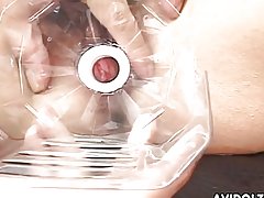 Pragtige japanees lesbiër, gestop met baie dik dildo